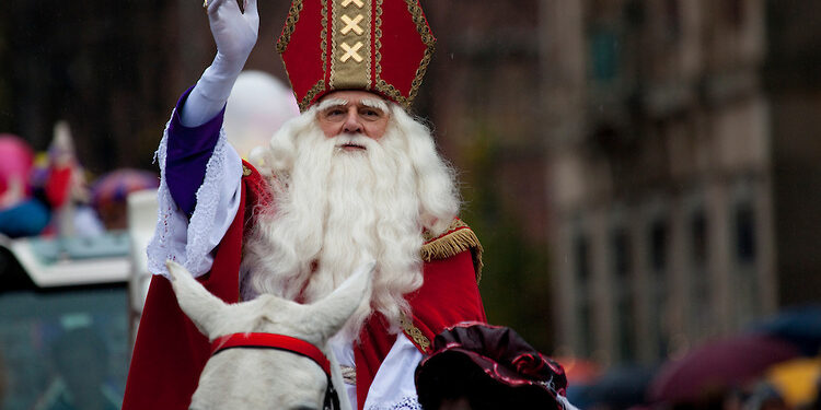 Saint Nicolas arrrives during the Sinterklaas parade, Amsterdam